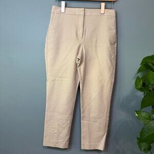 Ann Taylor Mid Rise Cream Cropped Pants. Women’s 6 PETITE